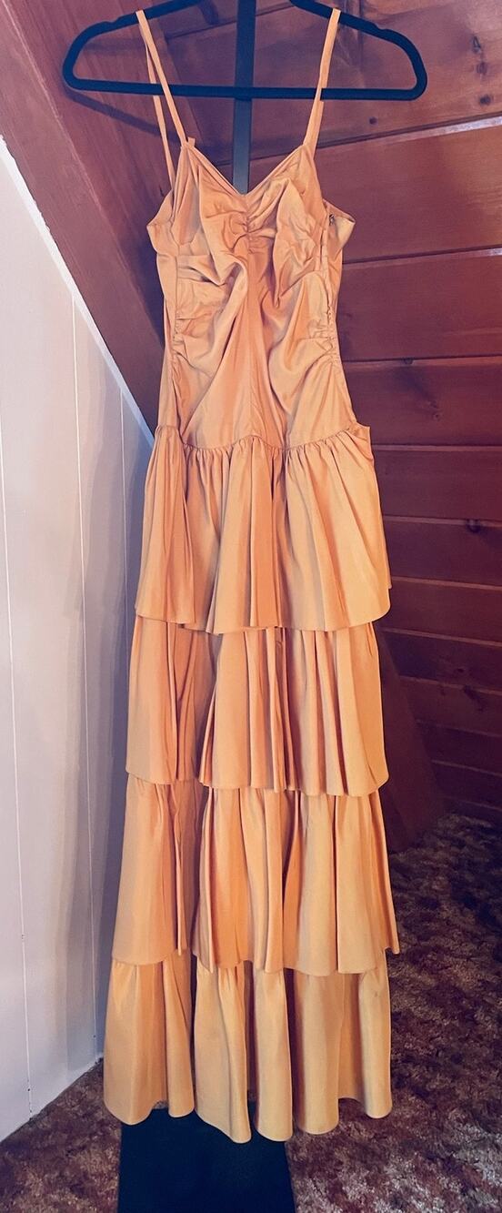 Vintage 40s Starlet Golden Copper Taffeta Tiered Evening Gown Maxi Gown sz XS